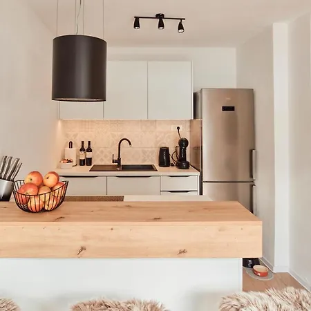 Semesterbostad Ava House