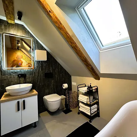 Ava House 크라니스카고라